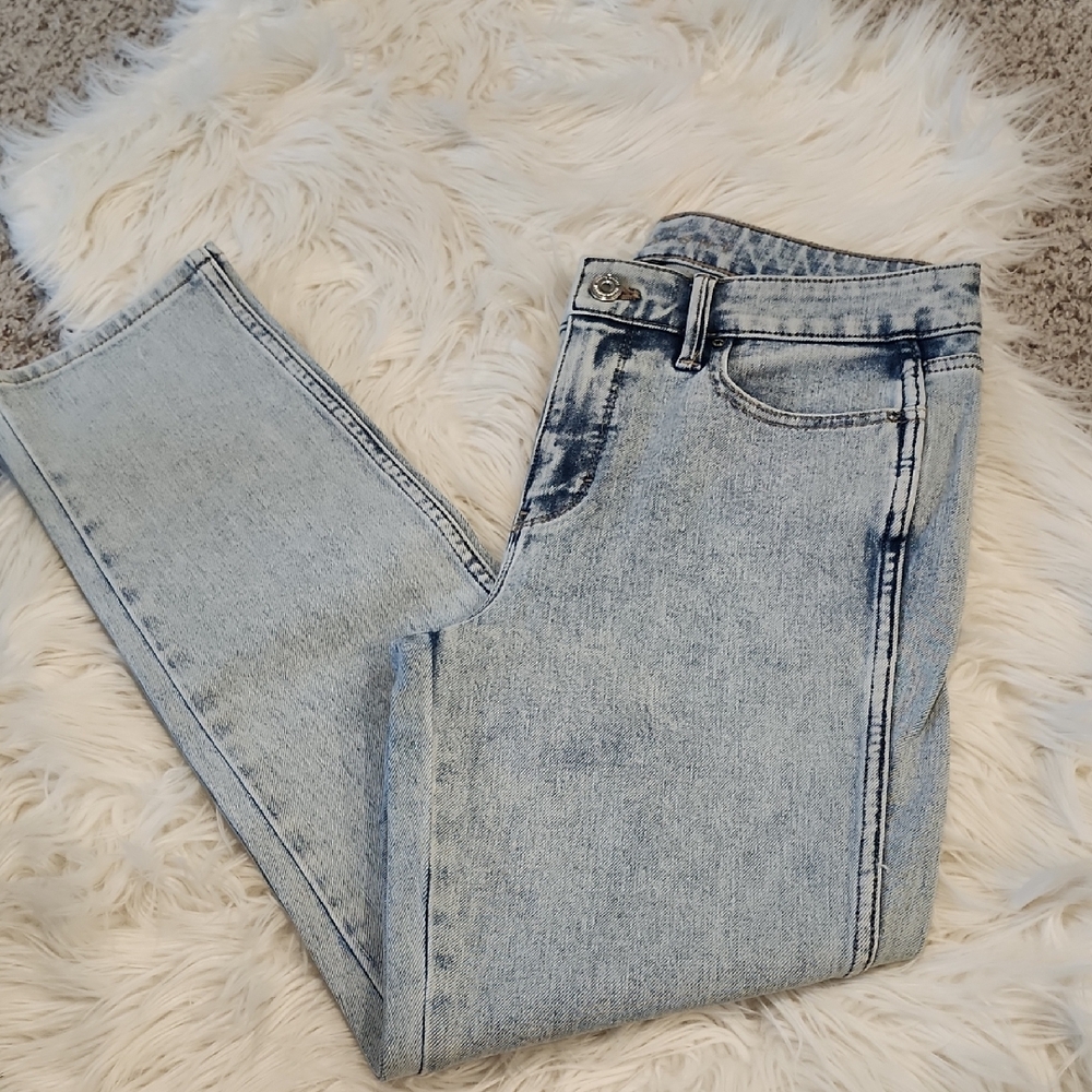 White House Black Market 'The Straight' Jeans